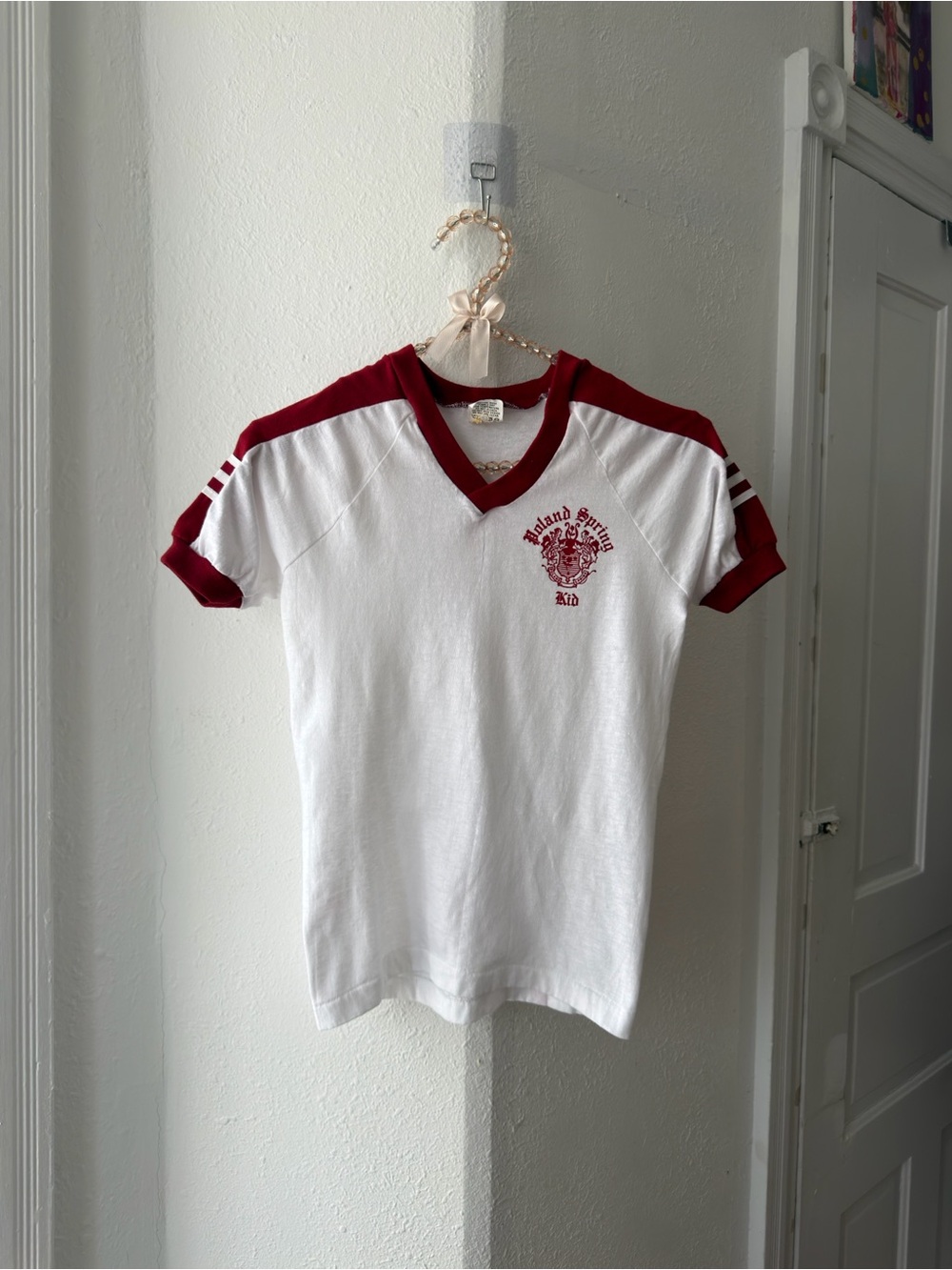 Vintage 70s Velva Sheen Poland Spring Kid vneck raglan sleeve T-shirt